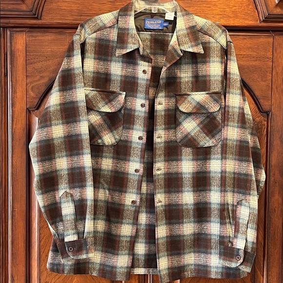 Pendleton Other - Pendleton Men’s Plaid Board Shirt L Tall~100% Pure Virgin Wool~Chest Pockets~USA